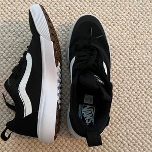 Vans Ultrarange Sneakers